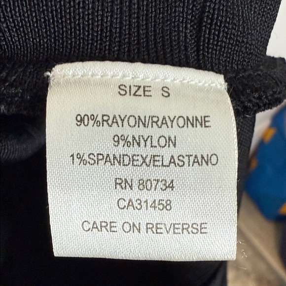 Herve Leger | Black Ribbed Contour Bodycon V Neck Dress - Small - Picture 4 of 7